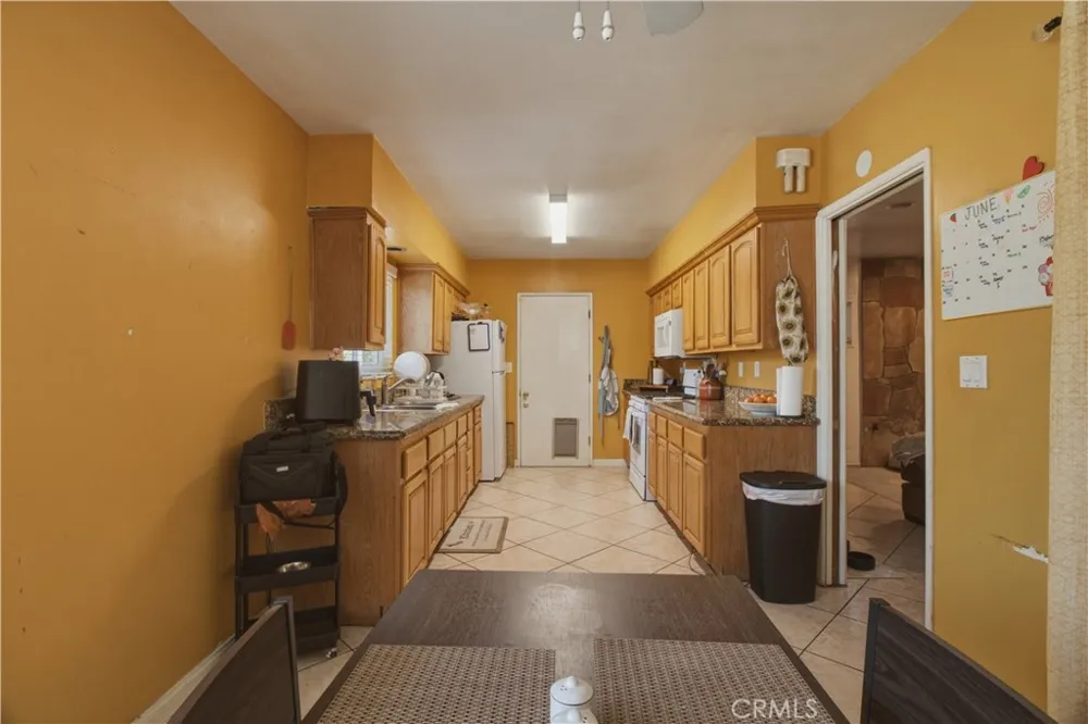 910 W George Banning, CA 92220