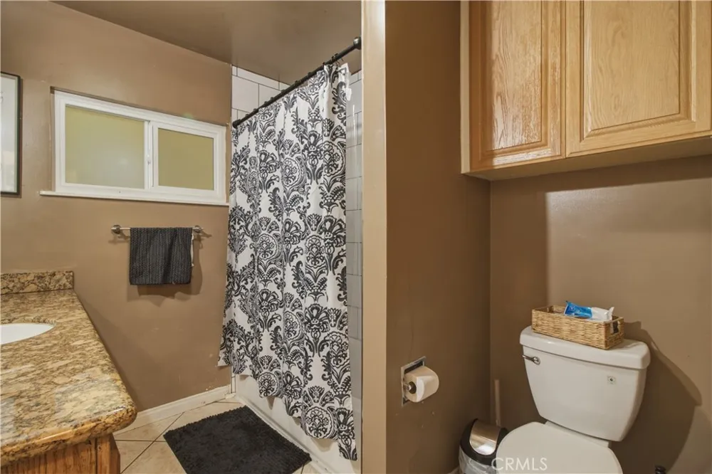 910 W George Banning, CA 92220