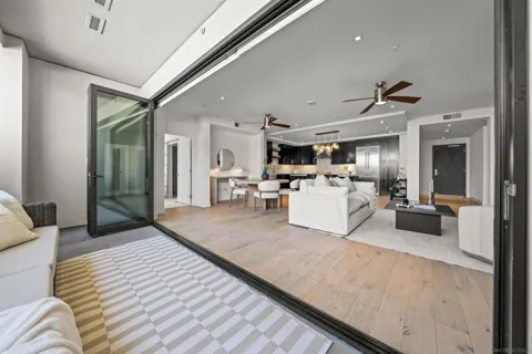 2665 5th Avenue #303