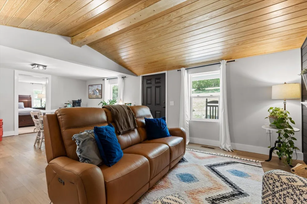 3940 Cole Trail Ooltewah, TN 37363