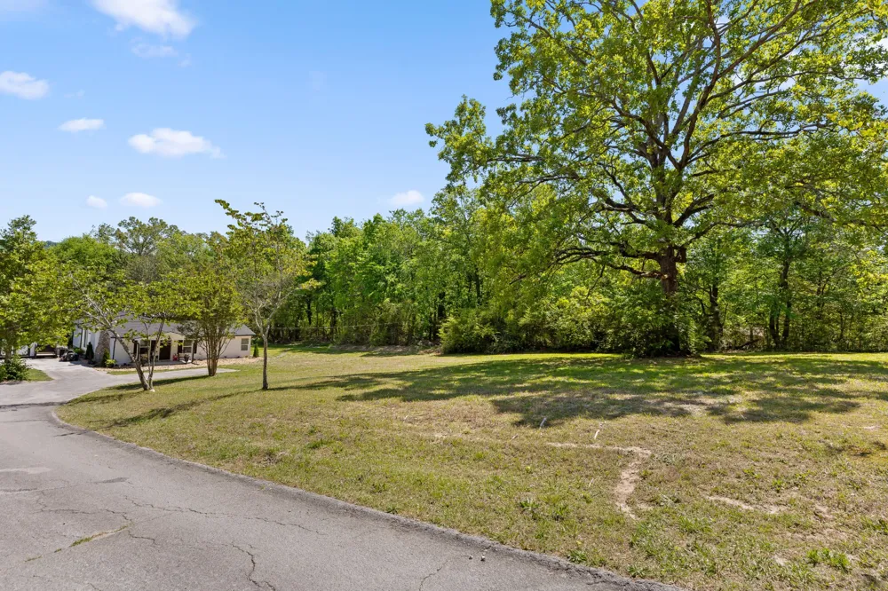 3940 Cole Trail Ooltewah, TN 37363
