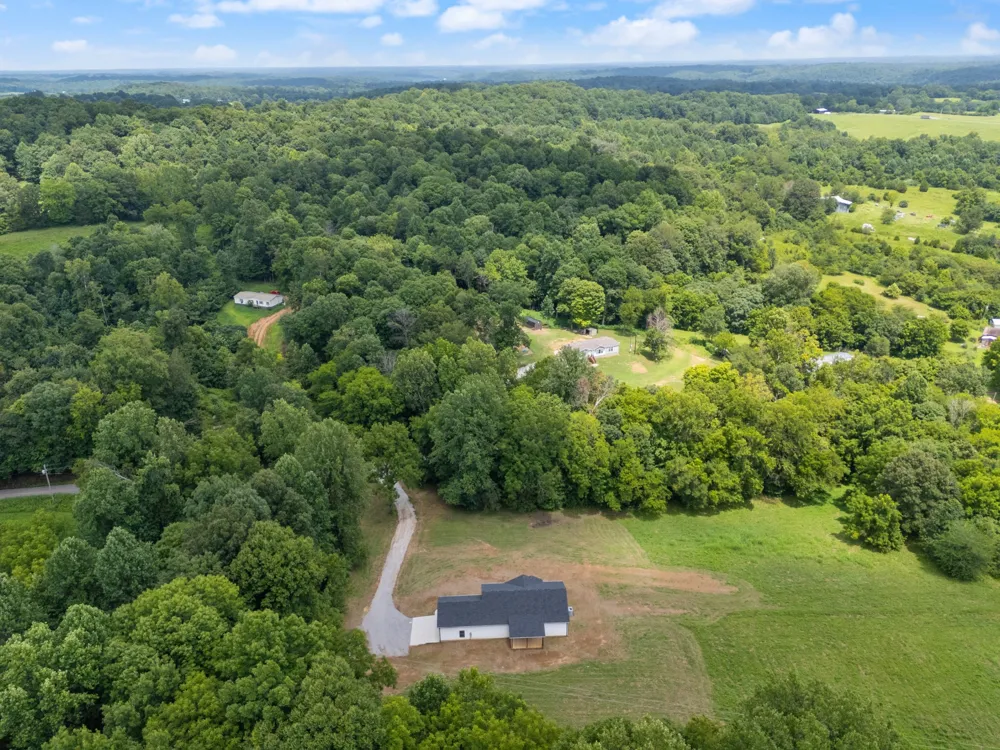 1299 Freeman Loop Cumberland Furnace, TN 37051