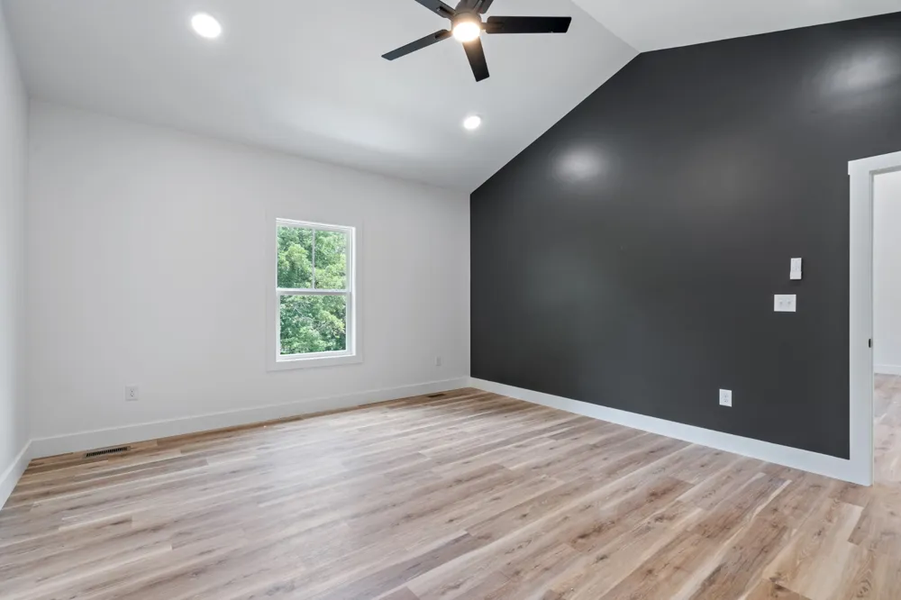 1299 Freeman Loop Cumberland Furnace, TN 37051