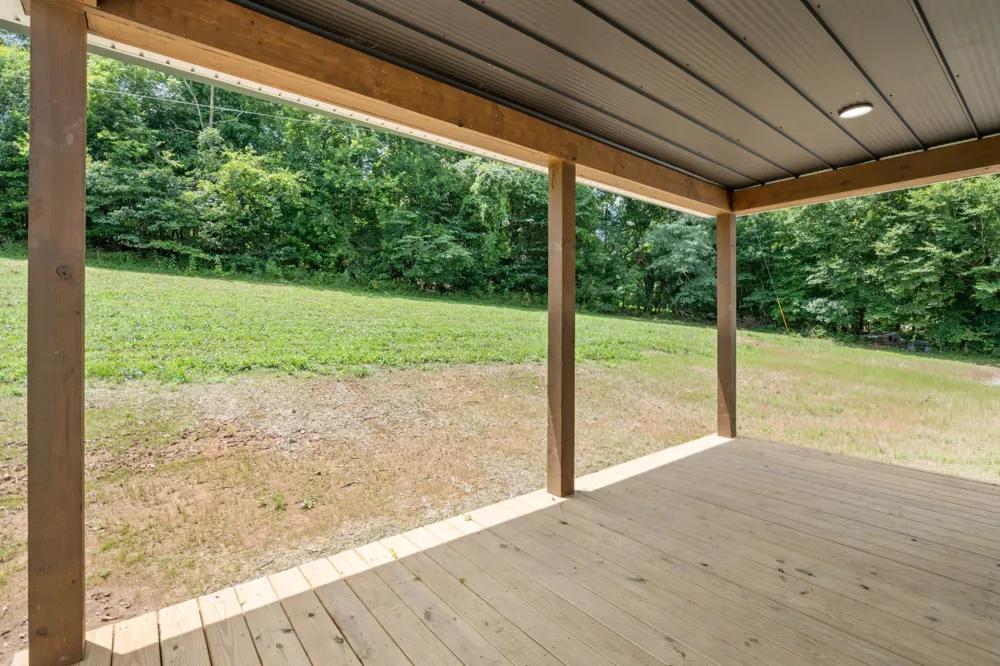 1299 Freeman Loop Cumberland Furnace, TN 37051