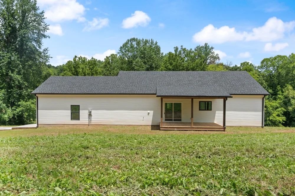 1299 Freeman Loop Cumberland Furnace, TN 37051