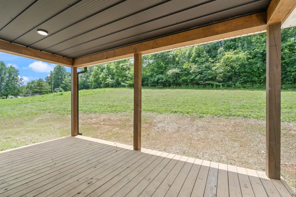 1299 Freeman Loop Cumberland Furnace, TN 37051