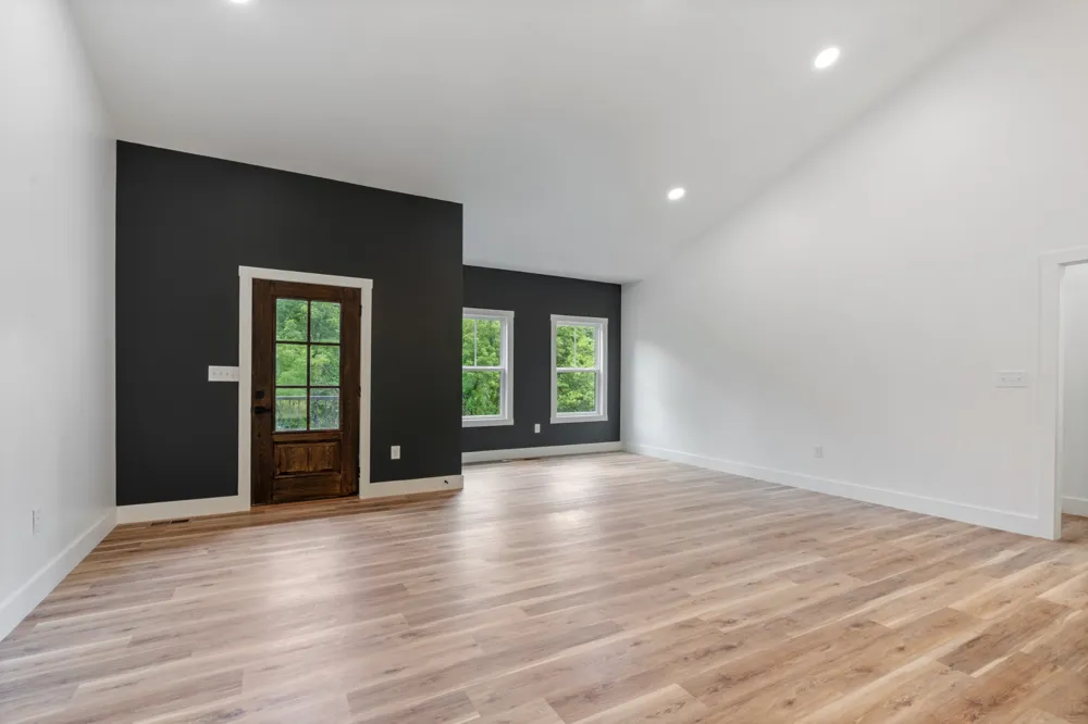 1299 Freeman Loop Cumberland Furnace, TN 37051