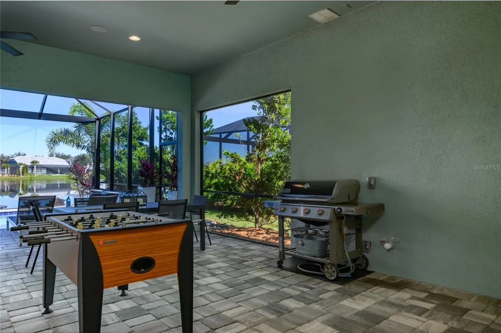 12203 SEABROOK AVENUE Bradenton, FL 34211