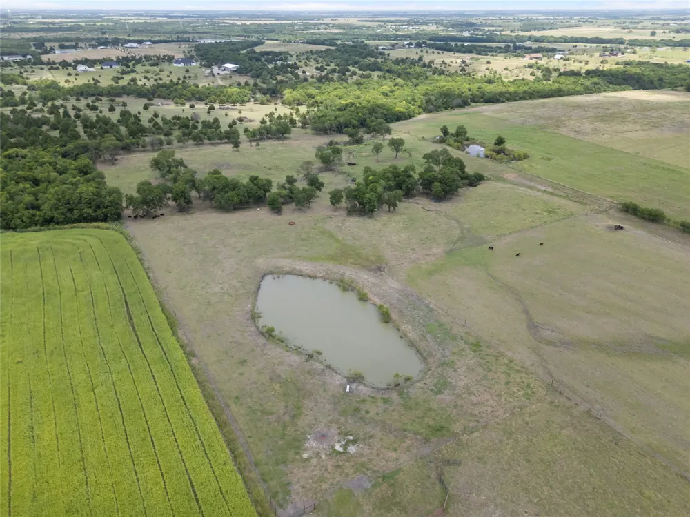 850 Cooke Road Ennis, TX 75119