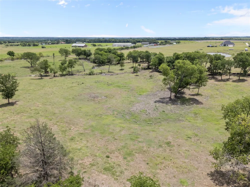 850 Cooke Road Ennis, TX 75119