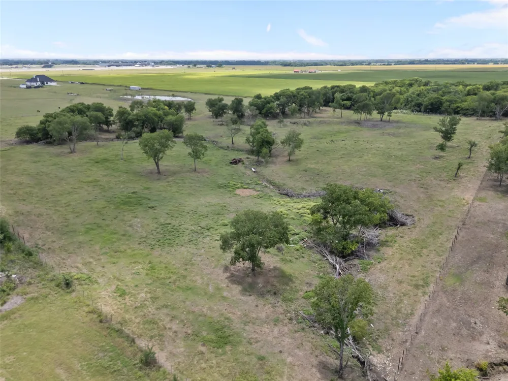 850 Cooke Road Ennis, TX 75119