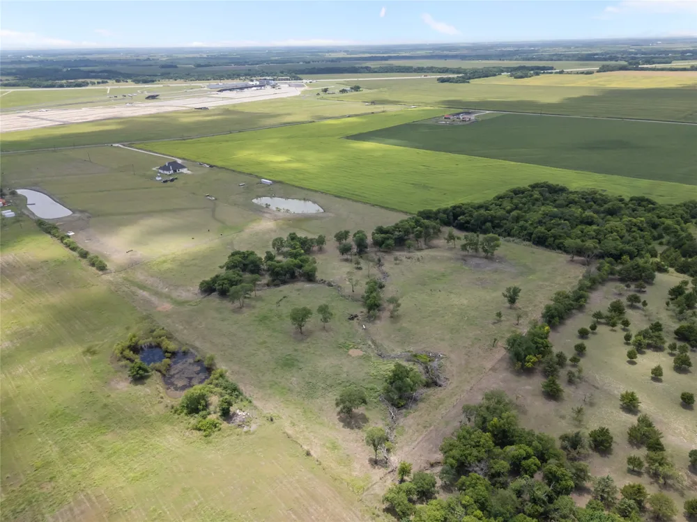850 Cooke Road Ennis, TX 75119