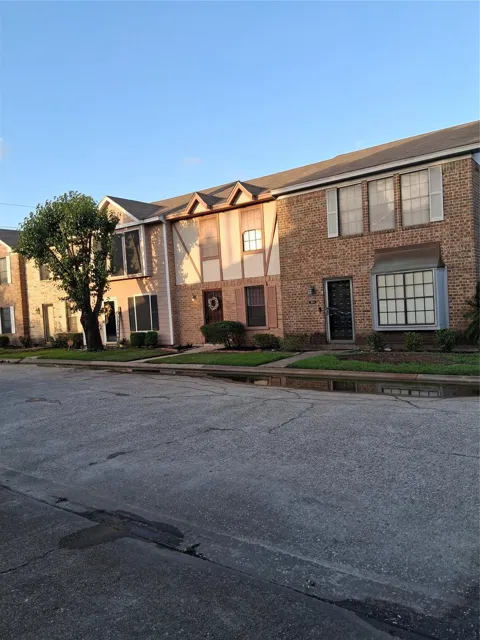 3673 Briar Creek Drive