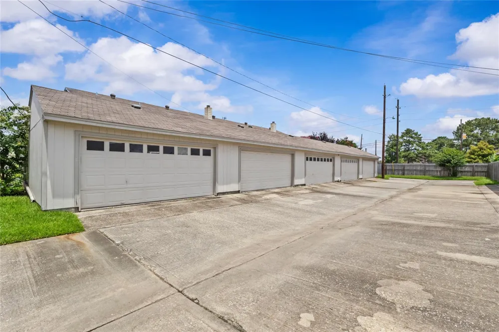 3673 Briar Creek Drive Beaumont, TX 77706