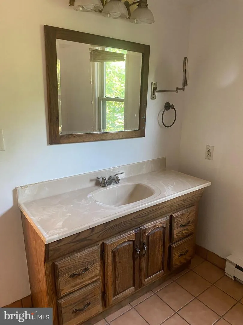 431 MAIN STREET Dorchester, NJ 08316