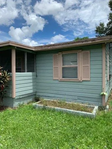 242 A LANE Cocoa, FL 32926