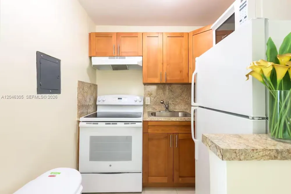 7904 West Dr #214 North Bay Village, FL 33141