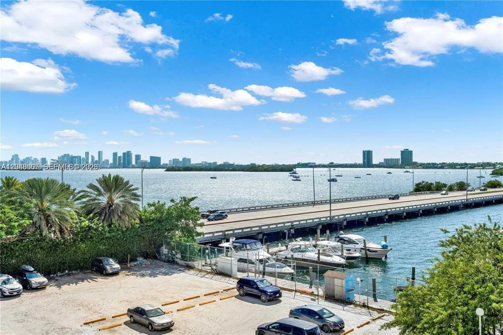 7904 West Dr #214 North Bay Village, FL 33141