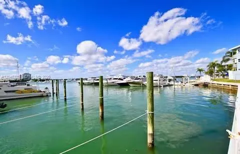 7904 West Dr #214 North Bay Village, FL 33141