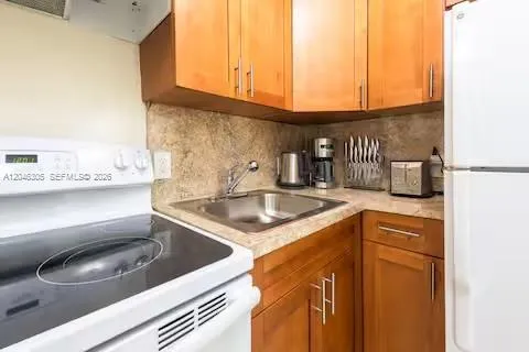 7904 West Dr #214 North Bay Village, FL 33141