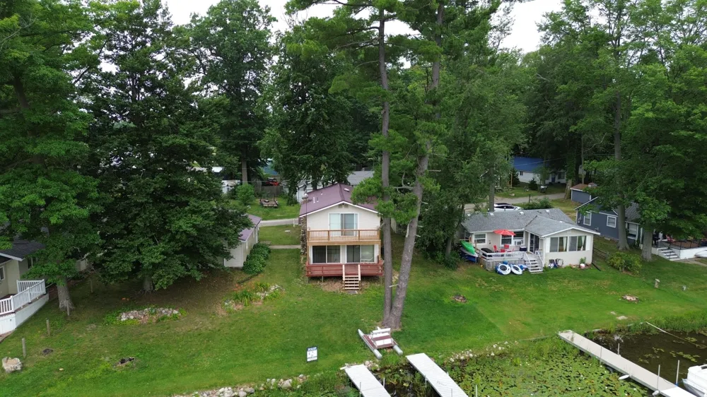 141 S Beechwood Drive SW Sidney Township, MI 48888