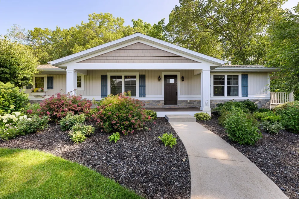 648 Francis Street Saugatuck City, MI 49453
