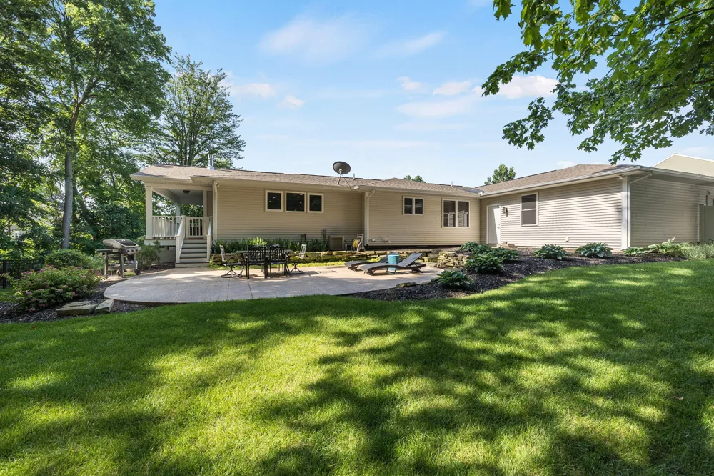 648 Francis Street Saugatuck City, MI 49453