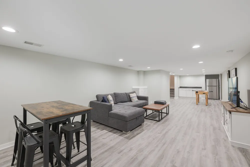 648 Francis Street Saugatuck City, MI 49453