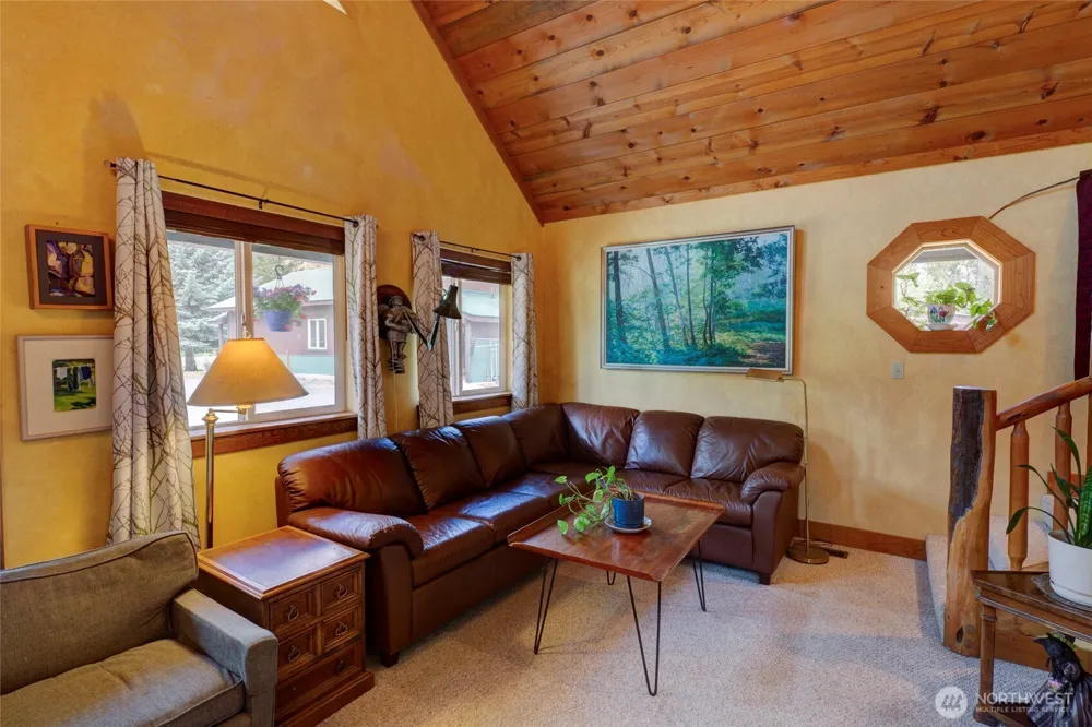 62 Old Twisp Hwy Twisp, WA 98862