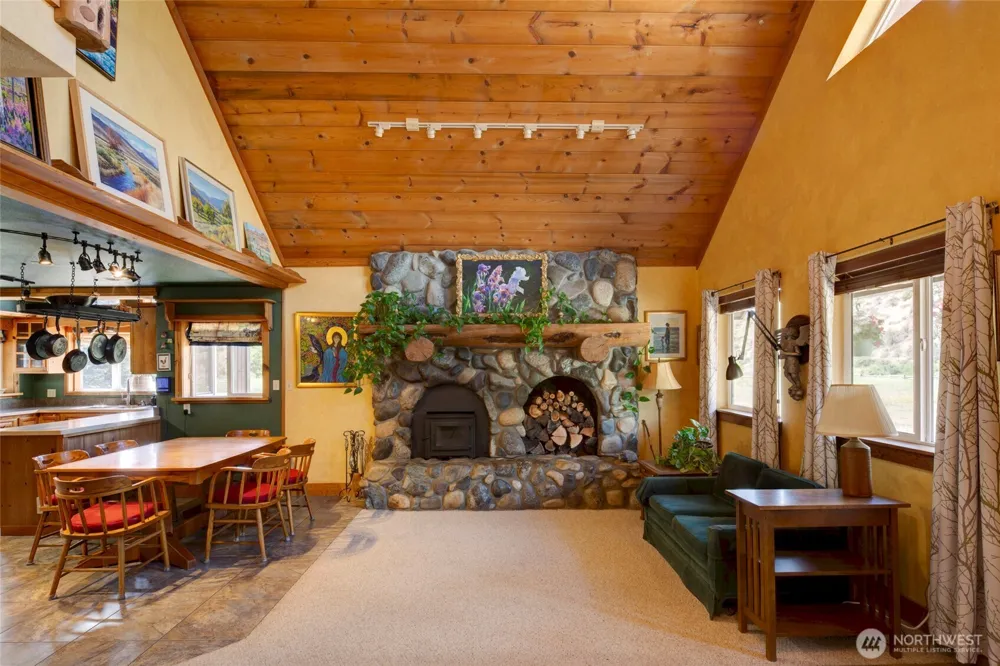 62 Old Twisp Hwy Twisp, WA 98862