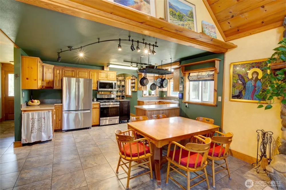 62 Old Twisp Hwy Twisp, WA 98862