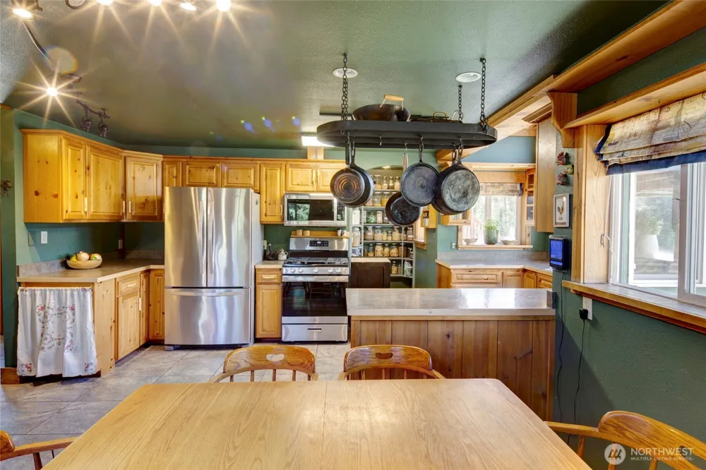 62 Old Twisp Hwy Twisp, WA 98862