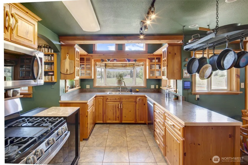 62 Old Twisp Hwy Twisp, WA 98862