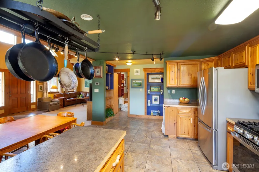 62 Old Twisp Hwy Twisp, WA 98862