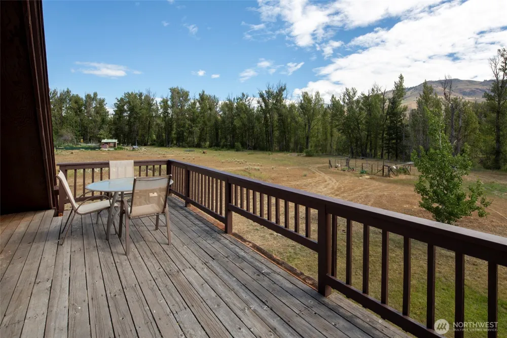 62 Old Twisp Hwy Twisp, WA 98862