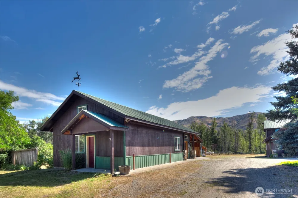 62 Old Twisp Hwy Twisp, WA 98862