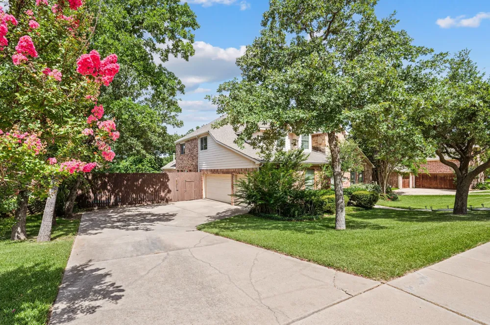 808 Briar Ridge Drive Keller, TX 76248
