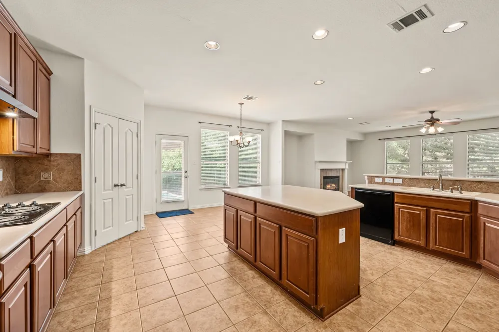 808 Briar Ridge Drive Keller, TX 76248