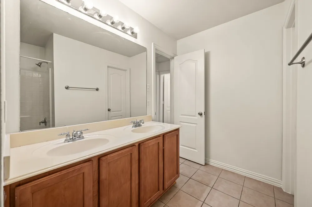 808 Briar Ridge Drive Keller, TX 76248