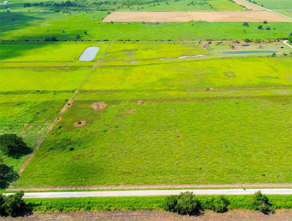 County Road 466 Palacios, TX 77465