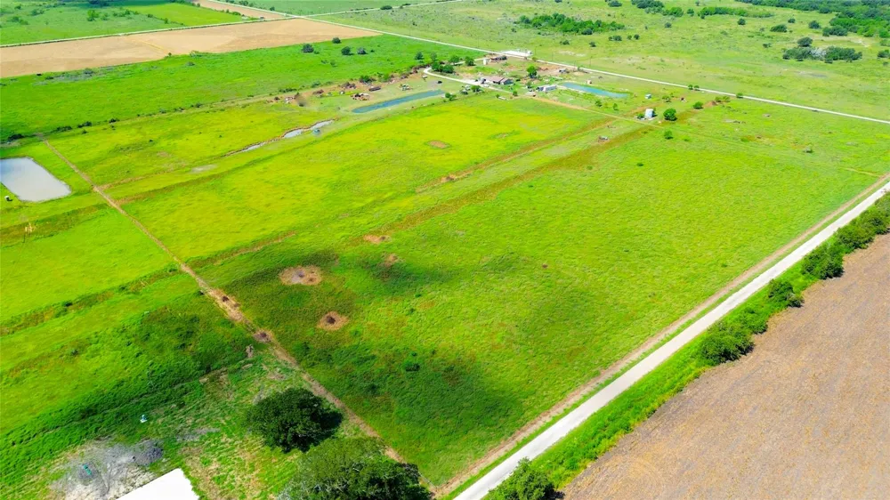 County Road 466 Palacios, TX 77465