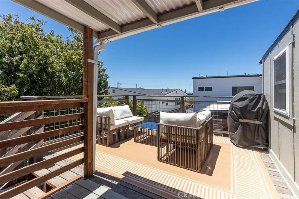 1998 Circle Cayucos, CA 93430