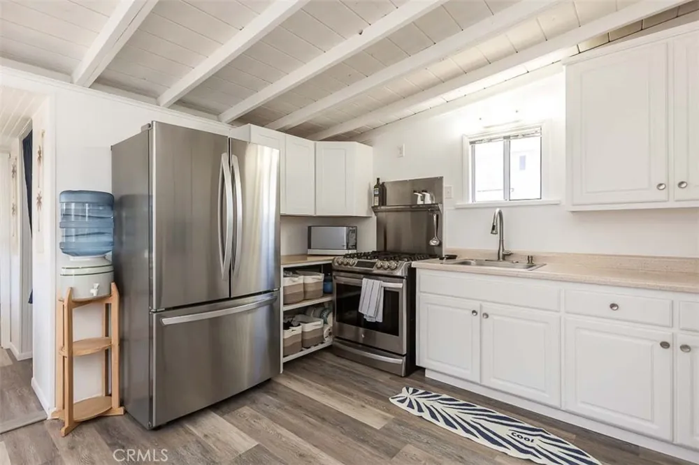 1998 Circle Cayucos, CA 93430