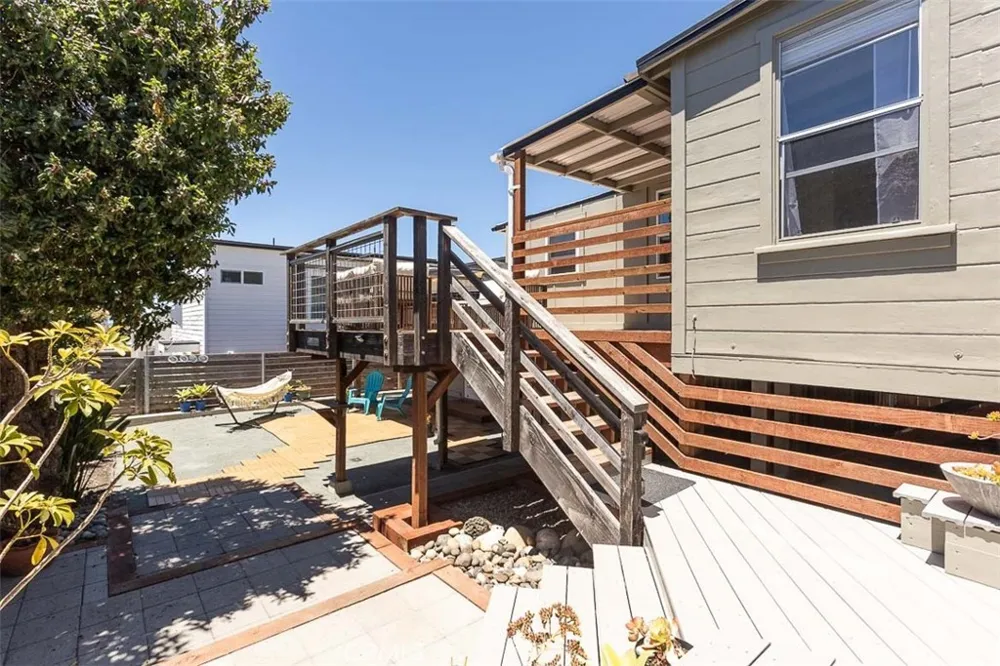 1998 Circle Cayucos, CA 93430