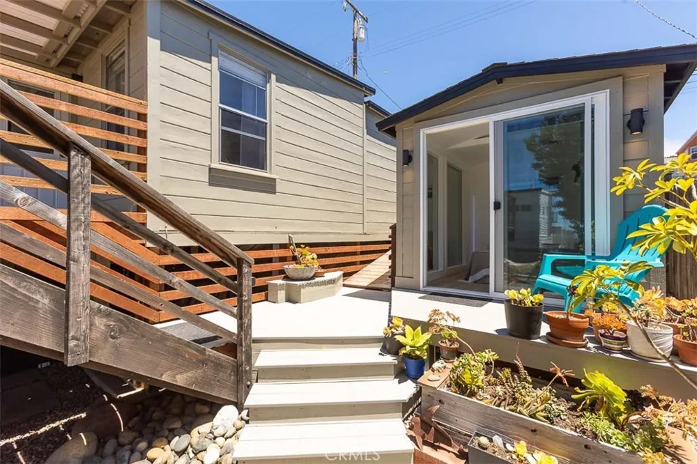 1998 Circle Cayucos, CA 93430