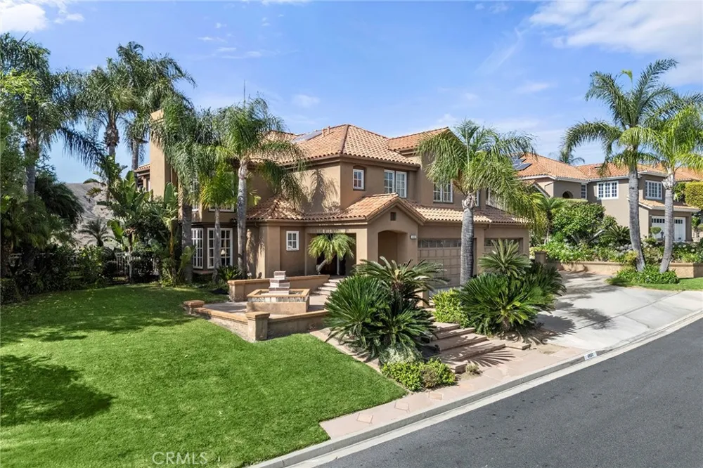 4890 Green Crest Yorba Linda, CA 92887