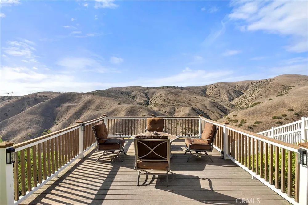 4890 Green Crest Yorba Linda, CA 92887