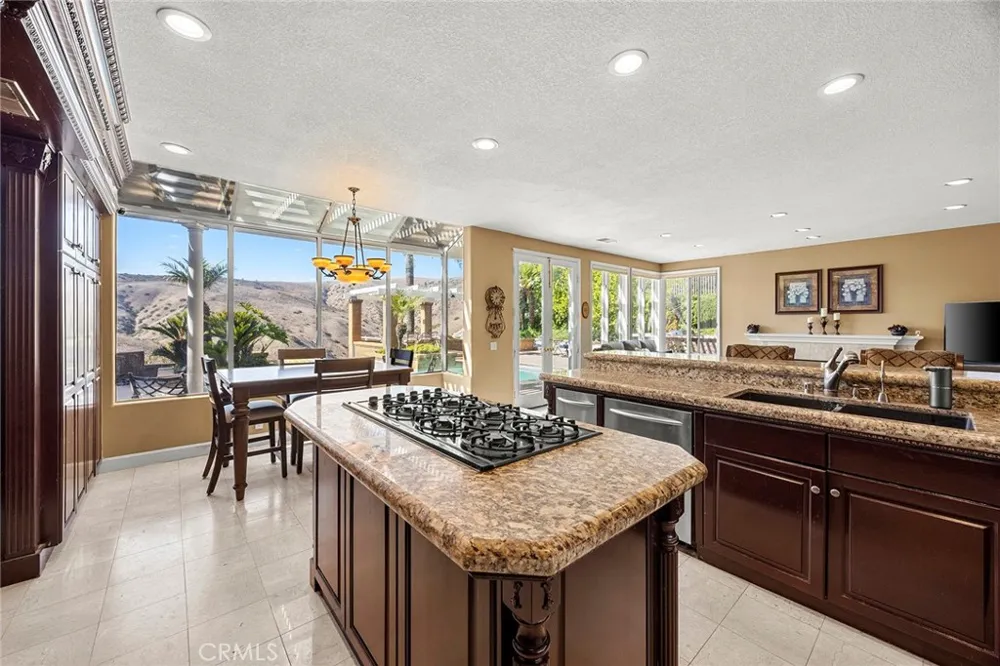 4890 Green Crest Yorba Linda, CA 92887