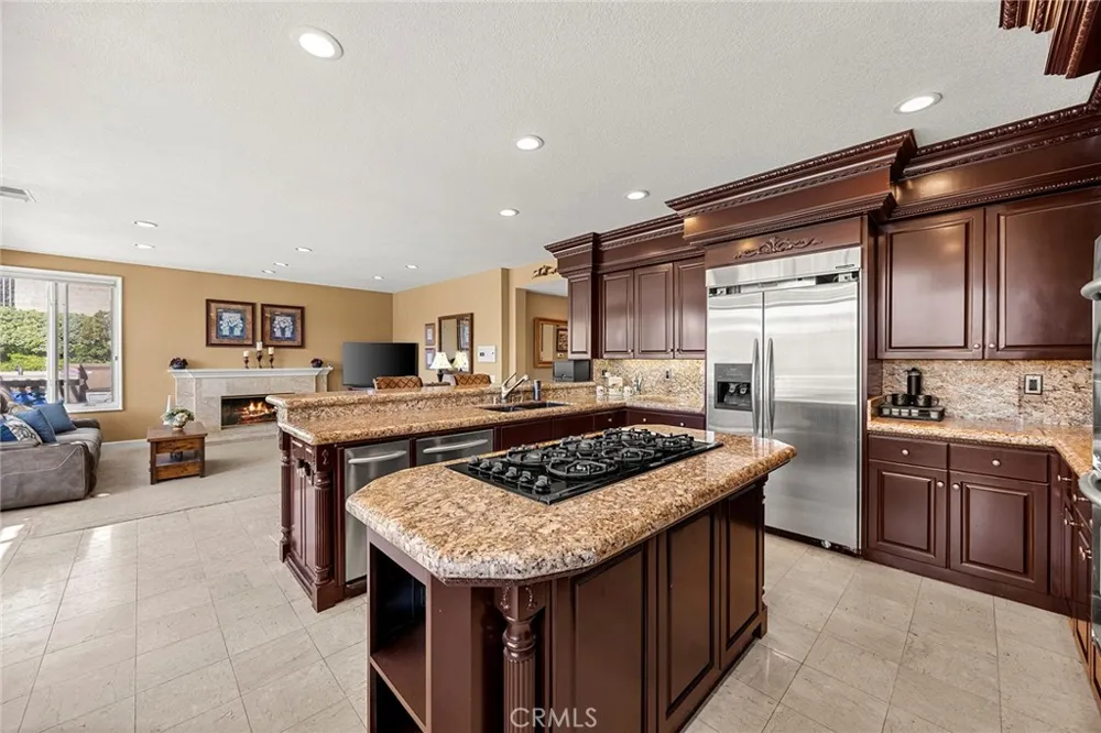 4890 Green Crest Yorba Linda, CA 92887