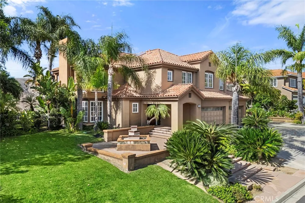 4890 Green Crest Yorba Linda, CA 92887